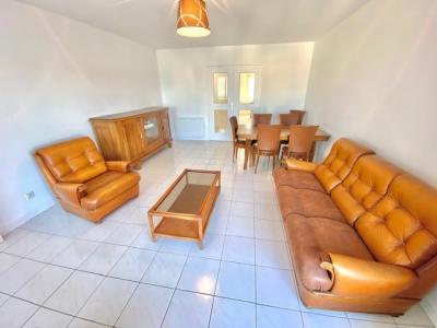 photo For rent Apartment LYON-7EME-ARRONDISSEMENT 69