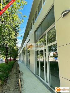 photo For rent Commercial office CARBON-BLANC 33