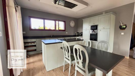 For sale House RIVIERE-DE-CORPS 