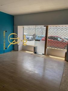 Location Commerce AVERMES 03000