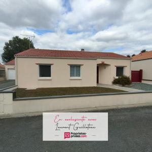 For sale House MORTAGNE-SUR-SEVRE  85