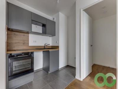 photo For rent Apartment RUEIL-MALMAISON 92