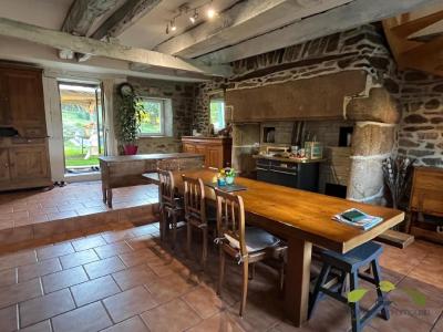 For sale House SAINT-HILAIRE-LES-COURBES 