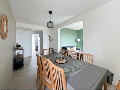 photo For rent Apartment TALENCE 33