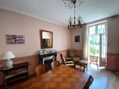 For sale House CHANGE AGGLOMERATION