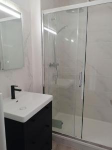photo For rent Apartment PESSAC 33