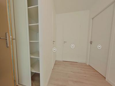 photo For rent Apartment TOURS 37
