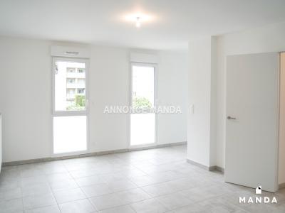 photo For rent Apartment LYON-8EME-ARRONDISSEMENT 69