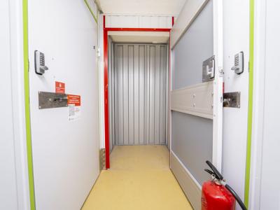 photo For rent Parking LEMPDES 63