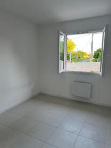 photo For rent House SAINT-MARTIN-DU-BOIS 33