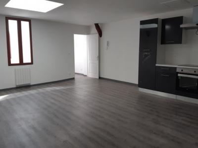photo For rent Apartment REOLE 33