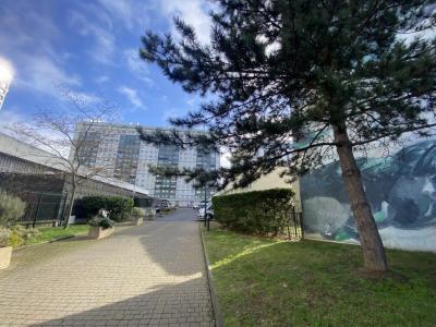 photo For rent Apartment PARIS-12EME-ARRONDISSEMENT 75