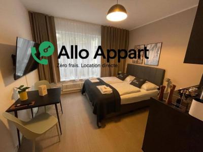 photo For rent Apartment PARIS-8EME-ARRONDISSEMENT 75