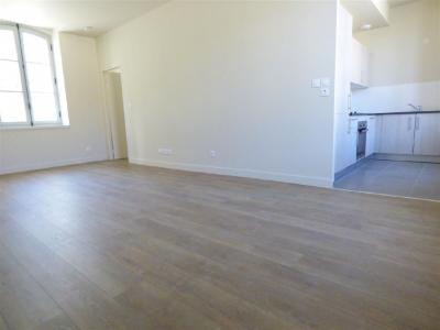 For rent Apartment LOUVRES