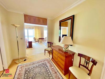 photo For rent Apartment BORDEAUX 33