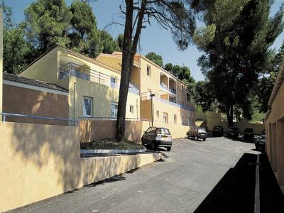 photo For rent Apartment LAUDUN 30