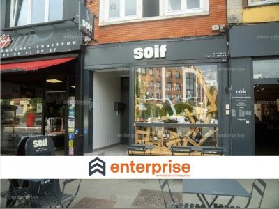 photo For rent Commercial office MADELEINE 59