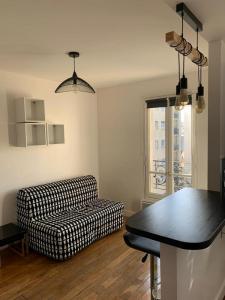 photo For rent Apartment PARIS-14EME-ARRONDISSEMENT 75