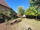 House  DANS UN HAMEAU.