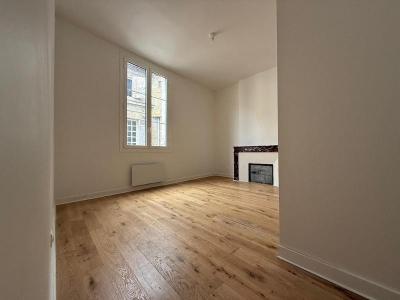 photo For rent Apartment BORDEAUX 33