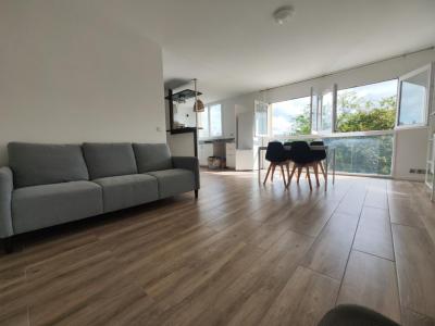 photo For rent Apartment MEE-SUR-SEINE 77