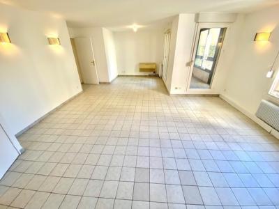 photo For rent Apartment VILLEURBANNE 69