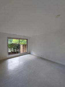 photo For rent Apartment RUEIL-MALMAISON 92