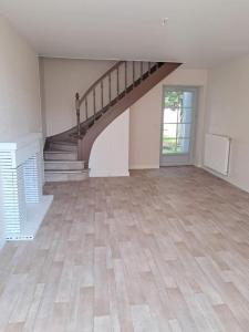 For rent Apartment MARIGNY-MARMANDE  37