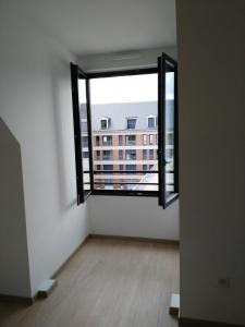 photo For rent Apartment TROYES 10