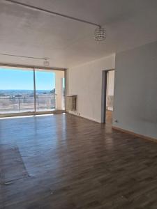 photo For rent Apartment NIMES 30