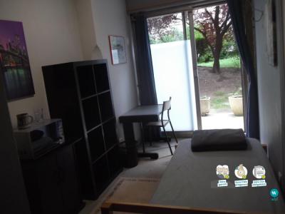 photo For rent Apartment LYON-6EME-ARRONDISSEMENT 69