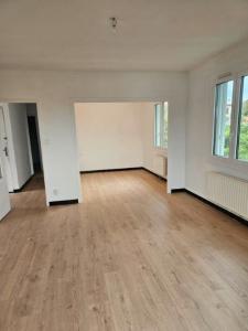 photo For rent House HAILLAN 33