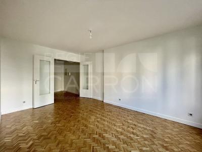 photo For rent Apartment LYON-8EME-ARRONDISSEMENT 69