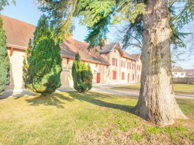 For rent Apartment CHATENOY-EN-BRESSE  71
