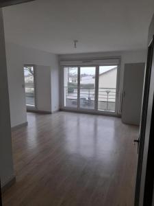 For rent Apartment LIFFOL-LE-GRAND 