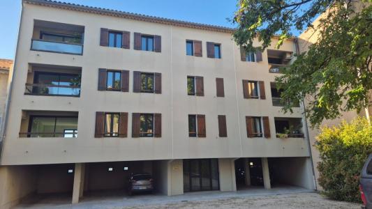 Vente Appartement 3 pièces CARPENTRAS 84200