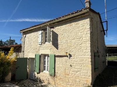 Vente Maison 2 pices AIGRE 16140