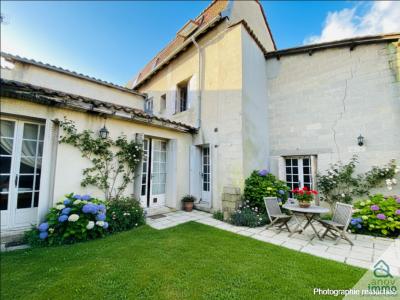 Vente Maison 7 pièces MONTMOREAU-SAINT-CYBARD 16190