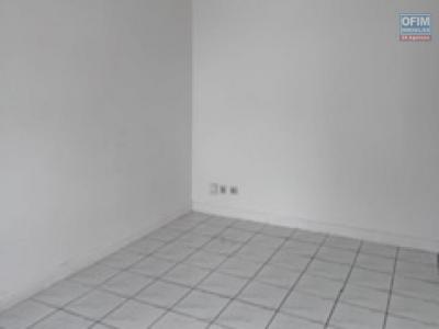 For rent Apartment SAINTE-CLOTILDE