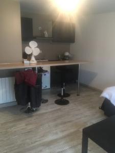 photo For rent Apartment LIBOURNE 33
