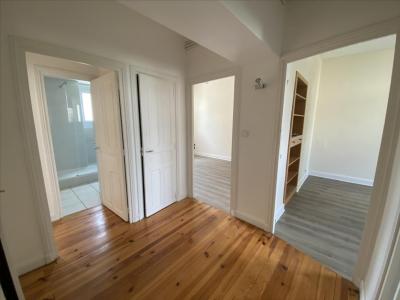Location Appartement 2 pièces CHAMALIERES 63400