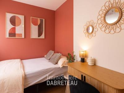 Location Appartement 8 pièces VILLEURBANNE 69100