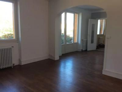 Location Appartement 4 pièces VENISSIEUX 69200