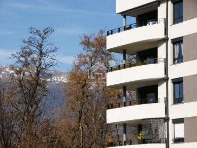 Location Appartement 4 pièces SAINT-GENIS-POUILLY 01630