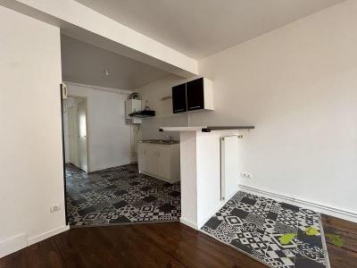 Location Appartement SAINT-LEONARD-DE-NOBLAT 