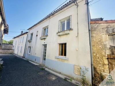 Vente Maison 5 pièces CHATEAUNEUF-SUR-CHARENTE 16120