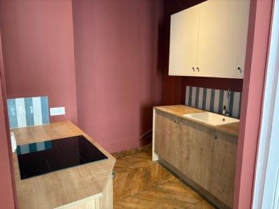 Location Appartement 2 pièces LYON-6EME-ARRONDISSEMENT 69006