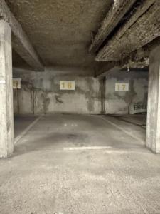 photo For sale Parking ROCHELLE 17