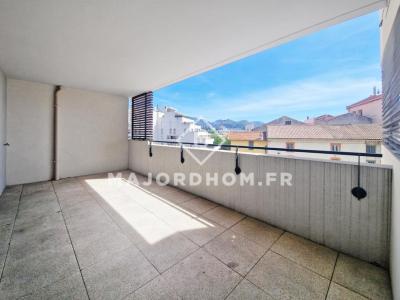 Vente Appartement 3 pièces MARSEILLE-10EME-ARRONDISSEMENT 13010