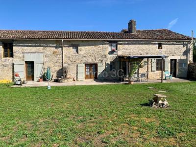 Vente Maison 4 pièces LEZAY 79120